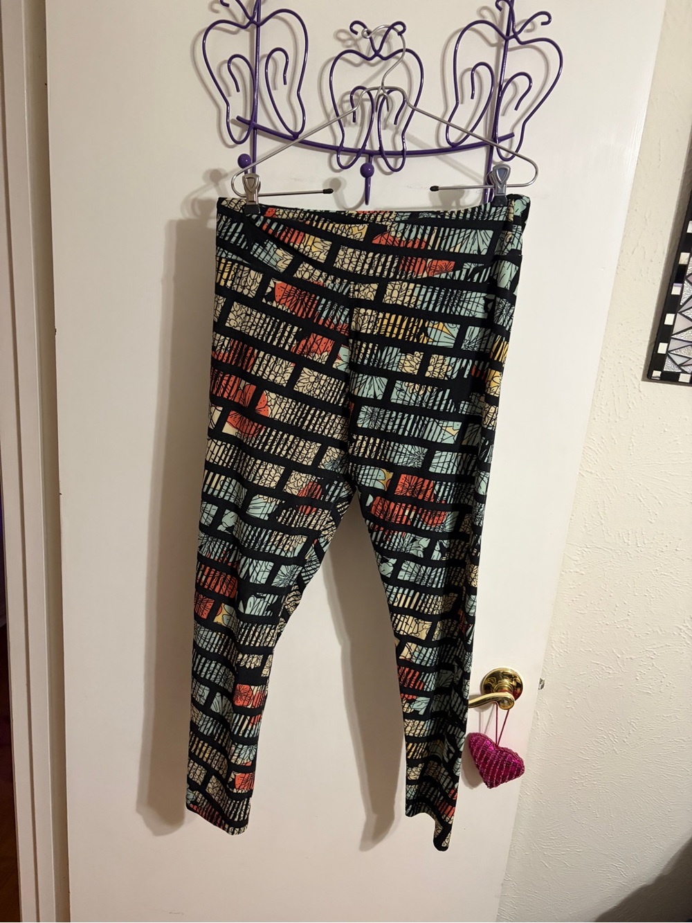 💜 Tall & Curvy LuLaRoe Black Leggings multi color Print